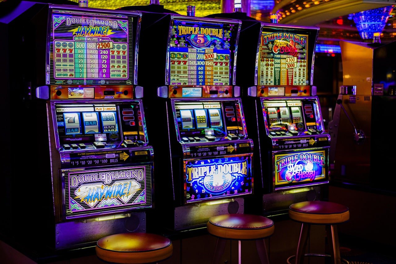 Layar deposit idcjoker menampilkan opsi DANA, OVO, GoPay, dan QRIS